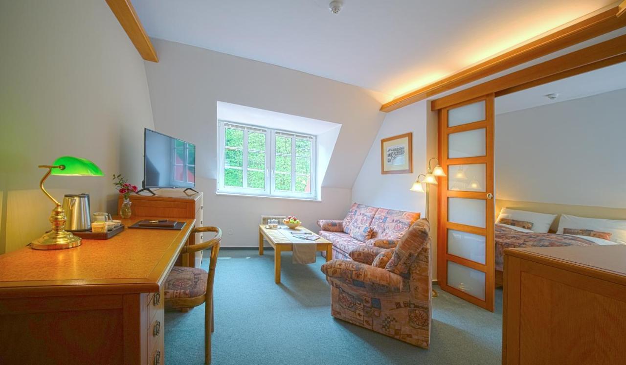 Hotel Praha Hrensko Luaran gambar